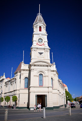 Fremantle Town Hall is a confident Victorian free style interpretation of classical architecture